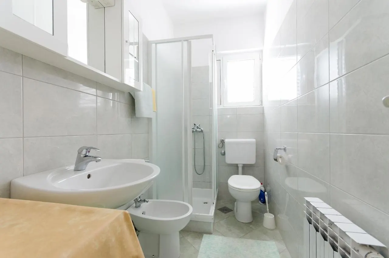 Apartment Nikola Barbat na Rabu 크로아티아